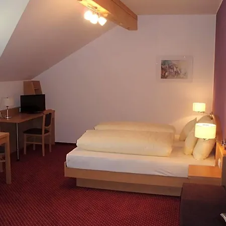 Bed & Breakfast Kirchenwirt Mayr 3*