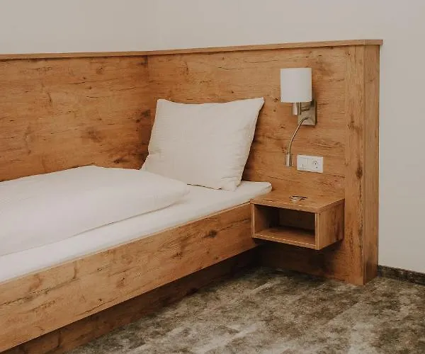 Kirchenwirt Mayr Bed and Breakfast Franking